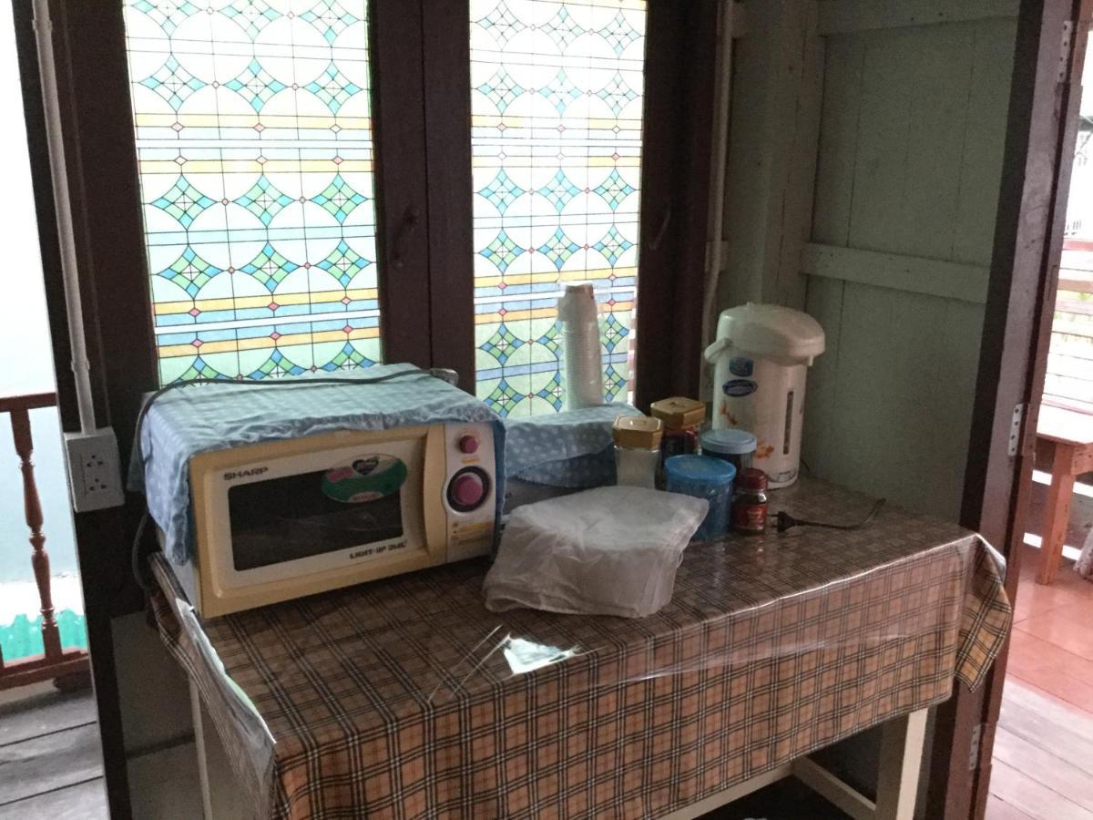 Siriwal Guesthouse Ayutthaya Eksteriør billede